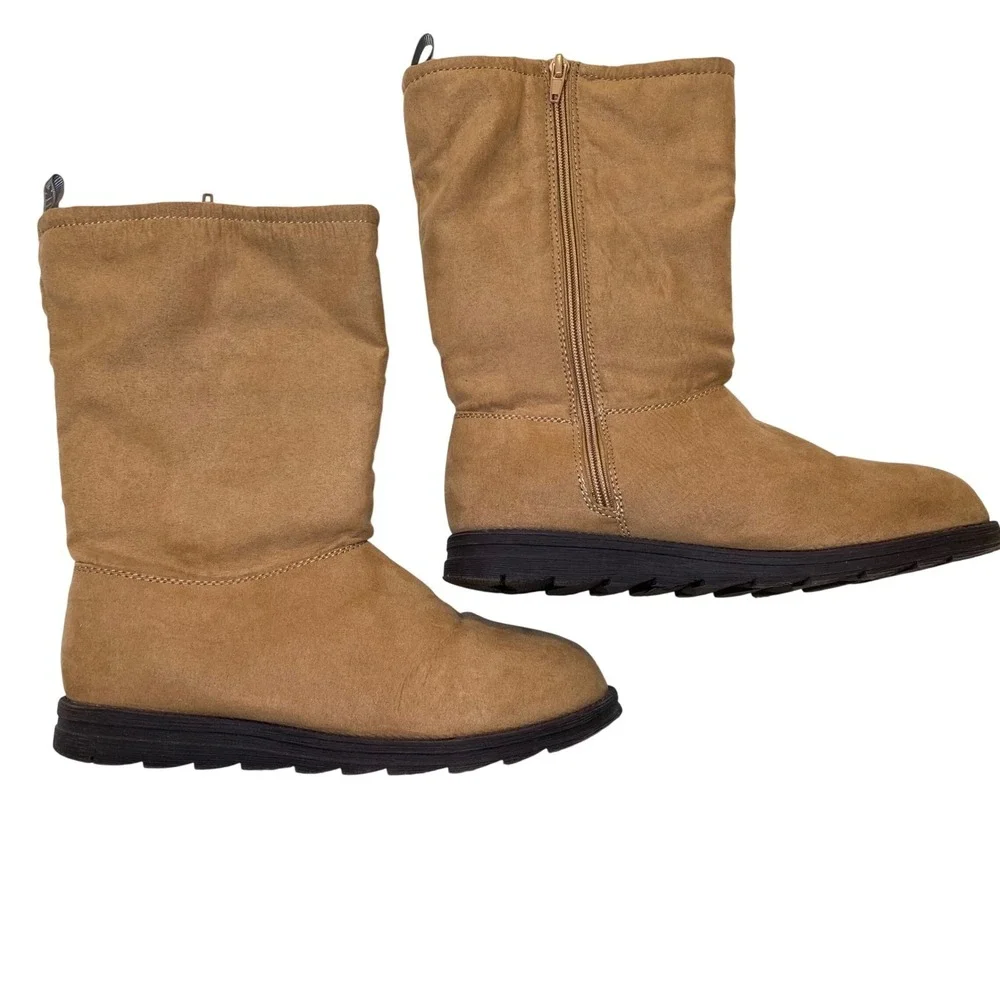 Muk Luks warm comfortable